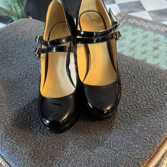 Jessica Simpson Black Patent Heels - Picture 2 of 4